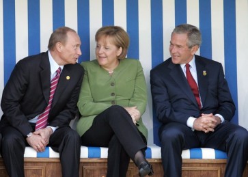 Angela+Merkel+Vladimir+Putin+Year+Focus+2007+YU3Kk7utavVl